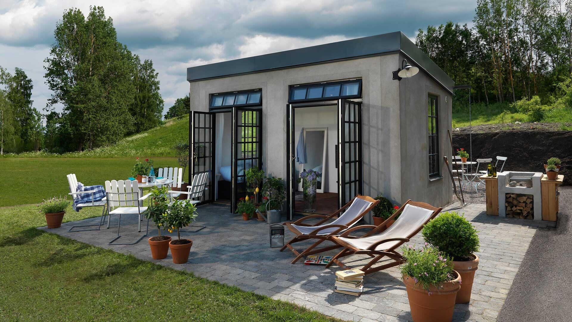 Weber Gårdshuset är designat av Ernst Weber Gårdshuset är designat av Ernst