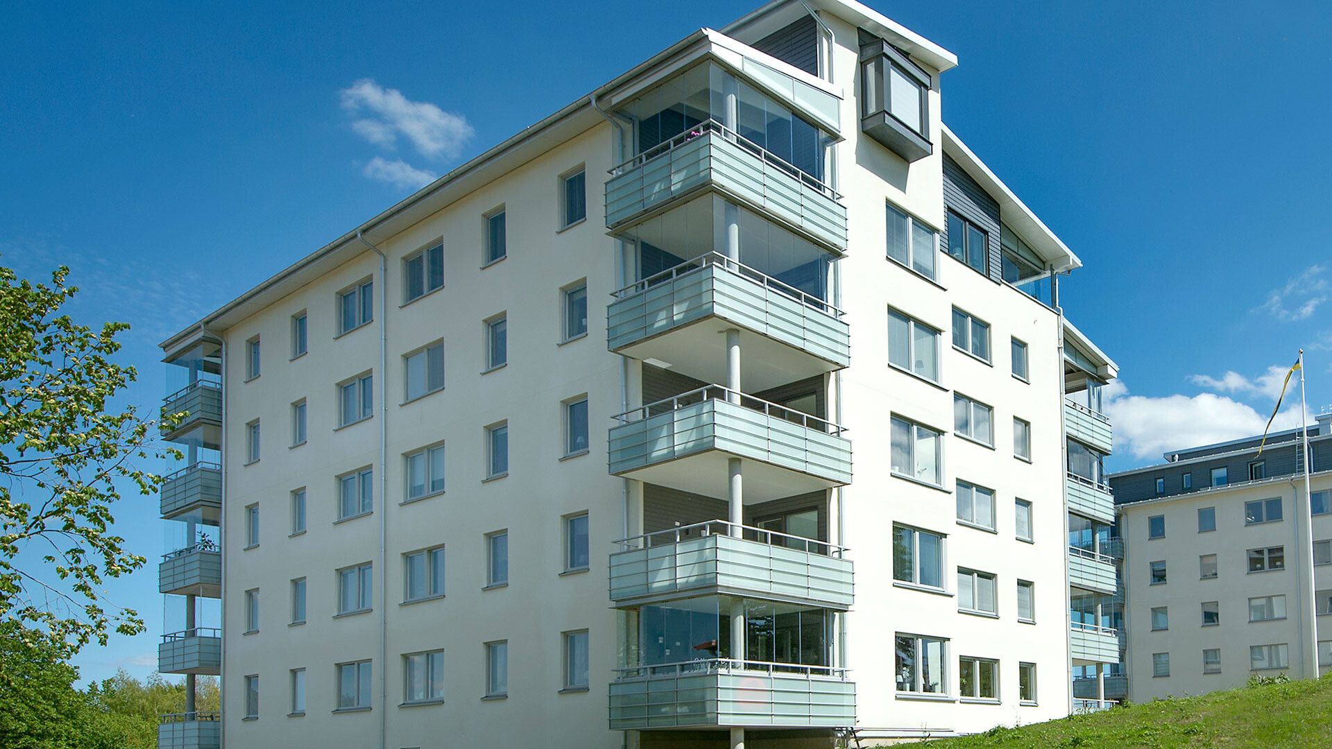 Weber rekommenderar certifierade fasadsystem på lättregelstomme. Weber rekommenderar certifierade fasadsystem på lättregelstomme.