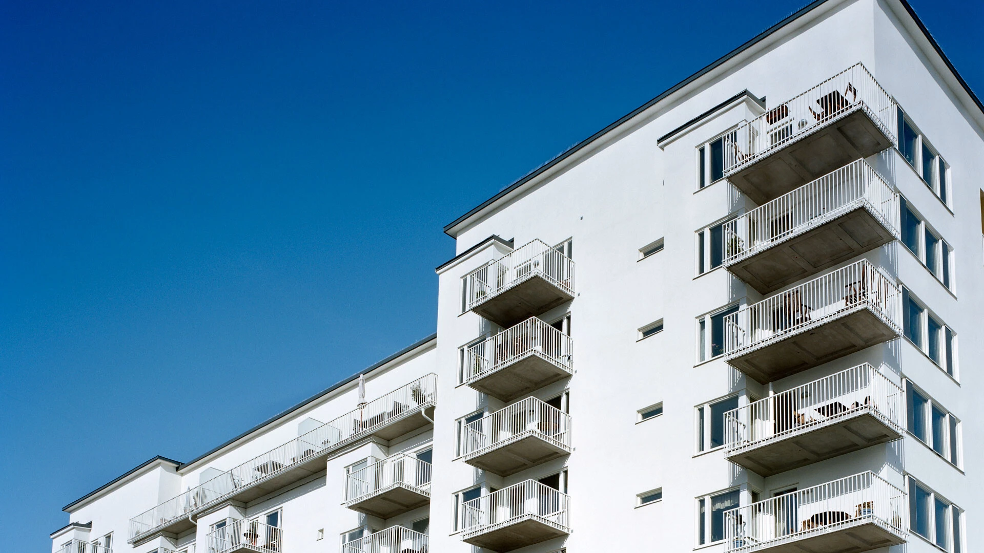 Brf Vinodlaren, Liljeholmskajen, har Serpomin fasad