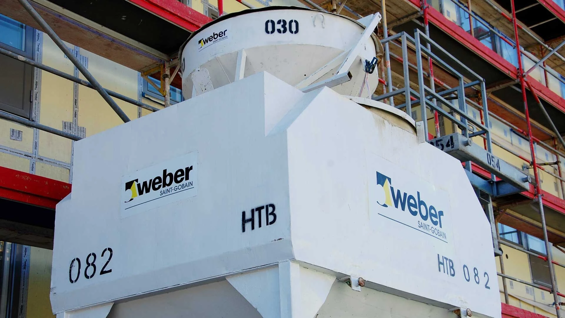 Webers silos för transport och förvaring av torrbruk i bulk.