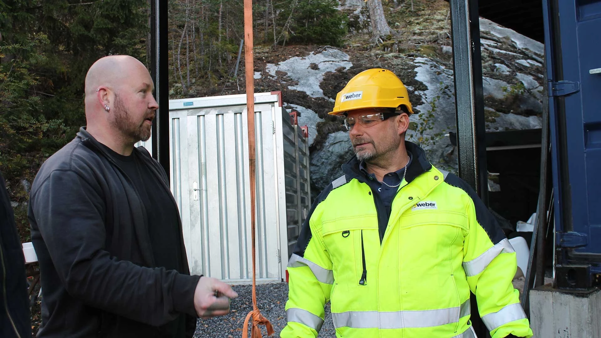 Weber är involverade i ett projekt där containrar blir bostad