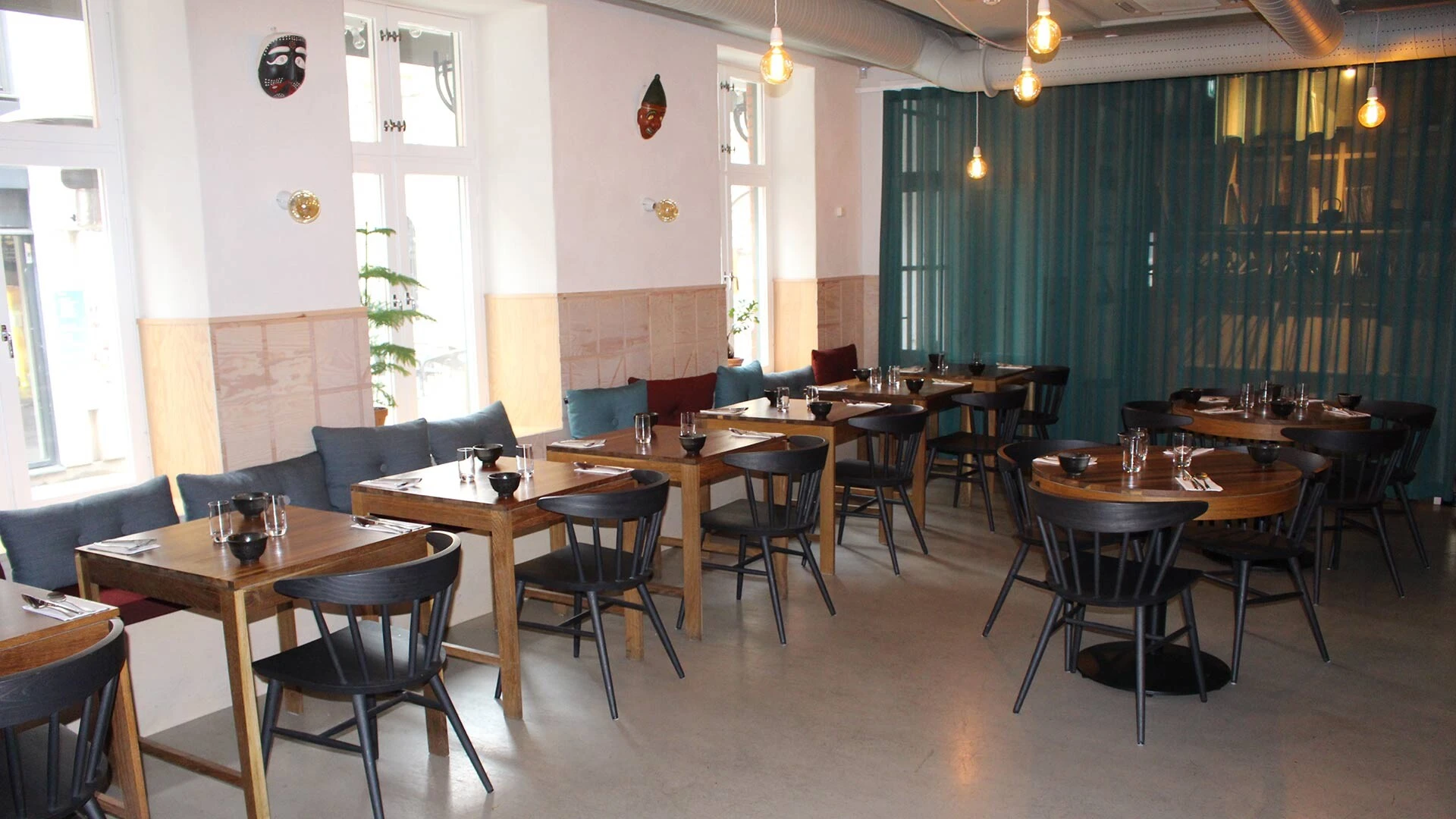 Restaurang Namu i Malmö har Industrigolv från Weber