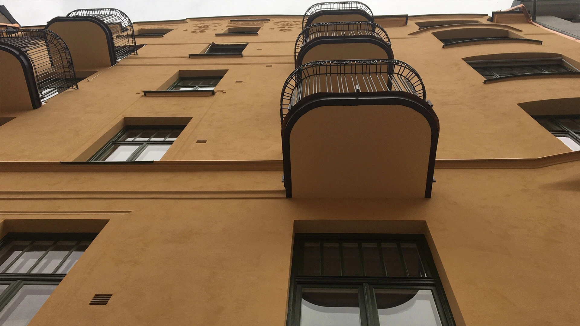 Brf Hansa är putsad med Webers kalkbrukssystem